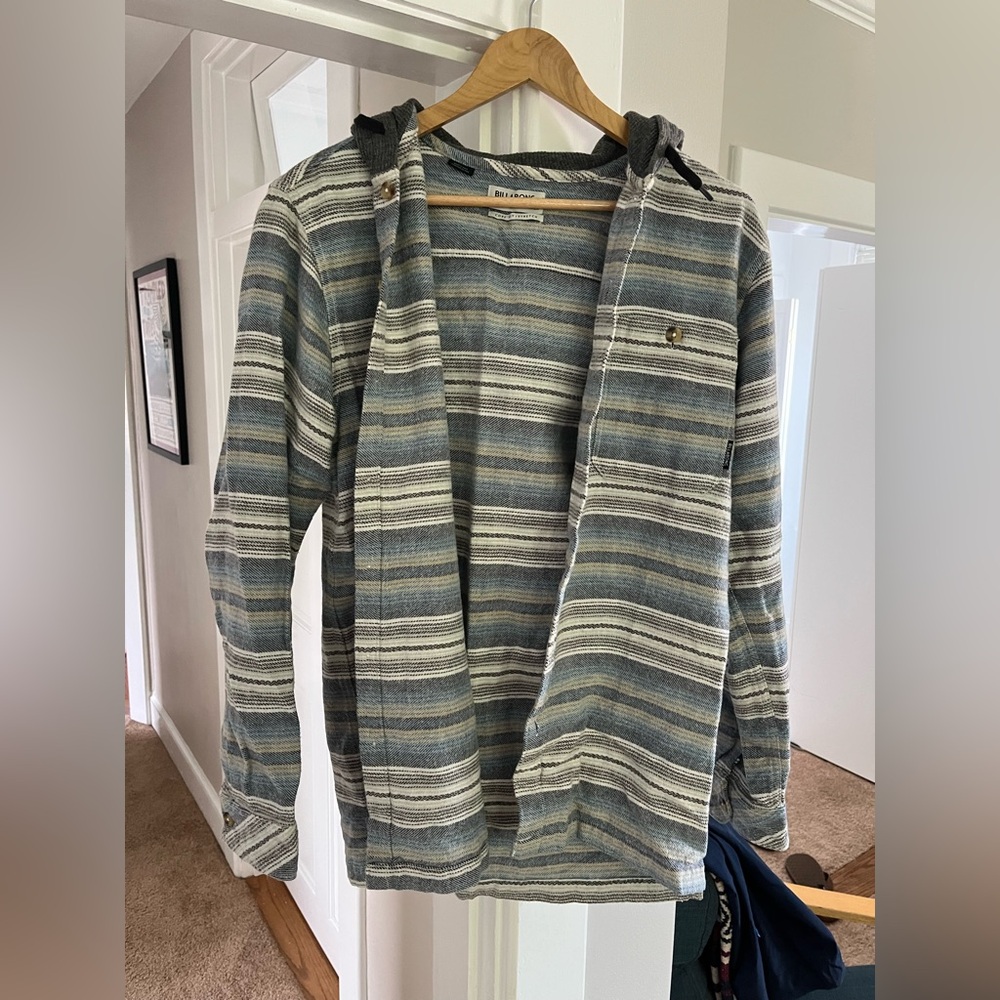 Billabong Gray Lightweight Shirt Jacket Casual Style